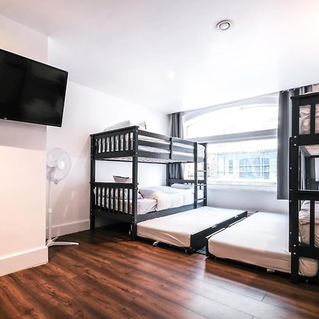 Spacious Apartment In Piccadilly Sleep 6 Vrb London Luaran gambar